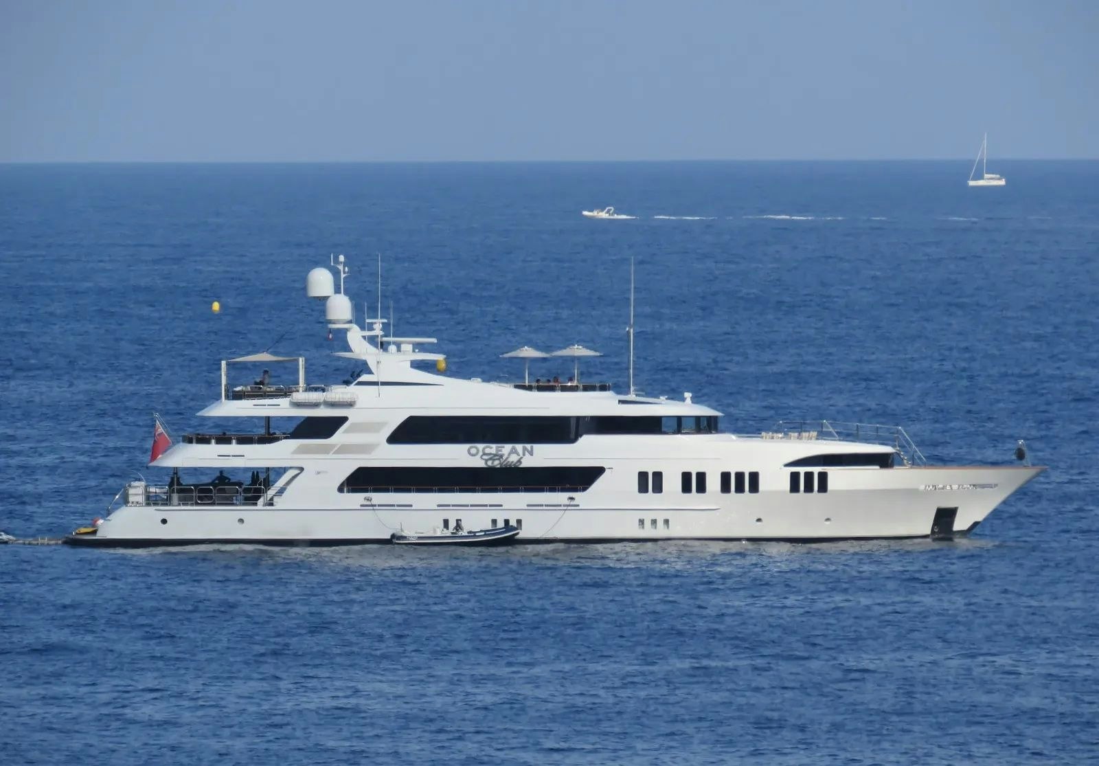 OCEAN CLUB YACHT CHARTER yacht charter
