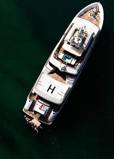NOMAD yacht charter 3