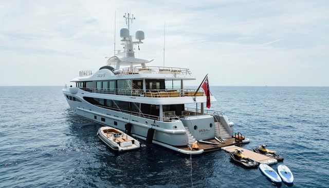 PAPA yacht charter 5
