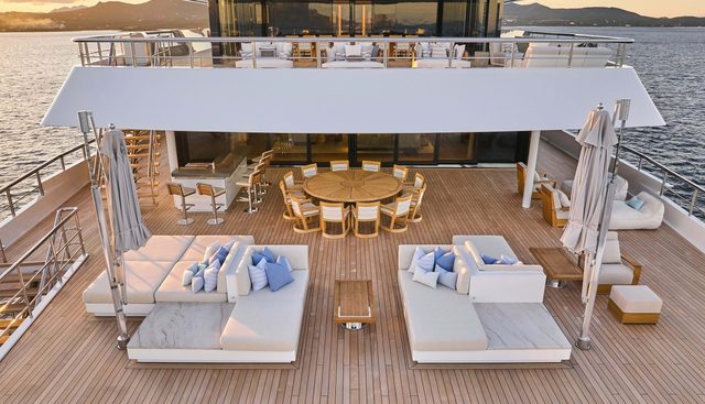 RENAISSANCE yacht charter 4
