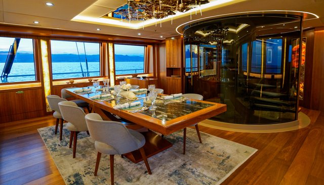 ARESTEAS yacht charter 5