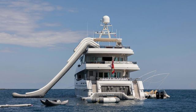 LA TANIA yacht charter 5