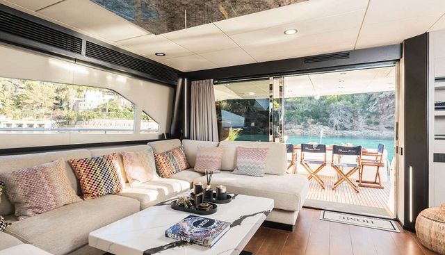 MR CORN yacht charter 5