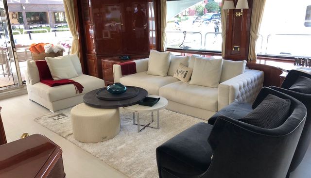 NANOU yacht charter 4