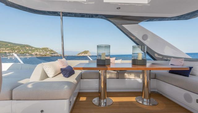 VIVA yacht charter 4