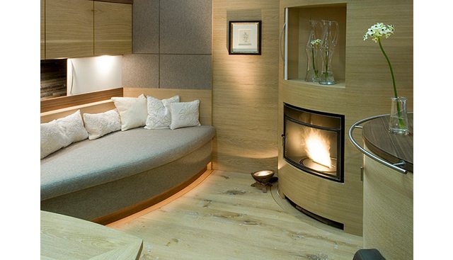 HELENE yacht charter 2