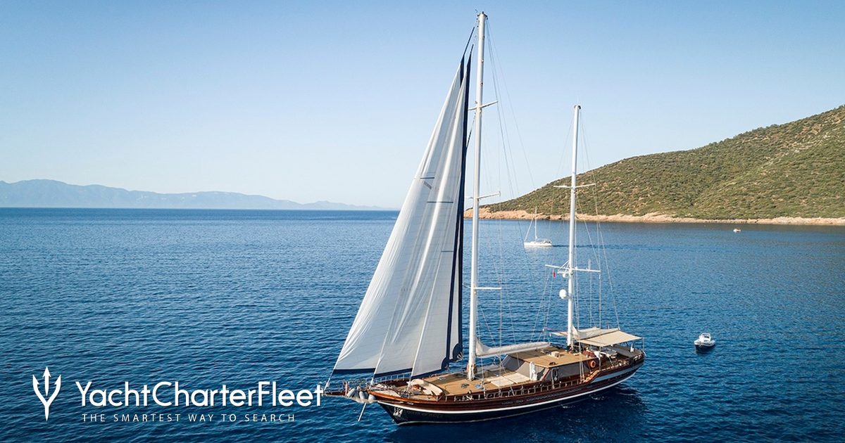 QUEEN OF DATCA yacht charter 2
