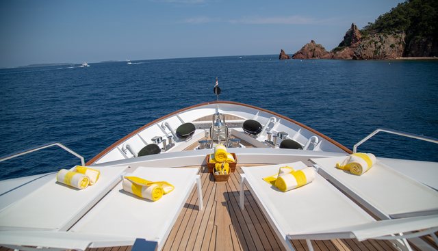 CORNELIA yacht charter 3