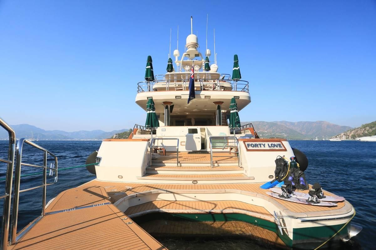 FORTY LOVE yacht charter 3