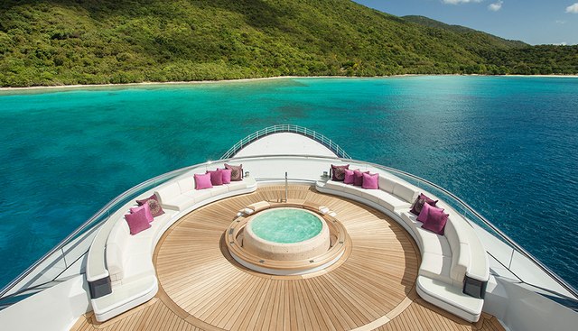 SOLANDGE yacht charter 3