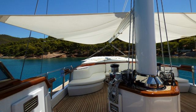 ALTHEA yacht charter 4