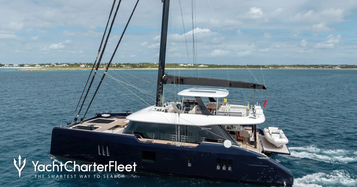 BELLDIA yacht charter 2