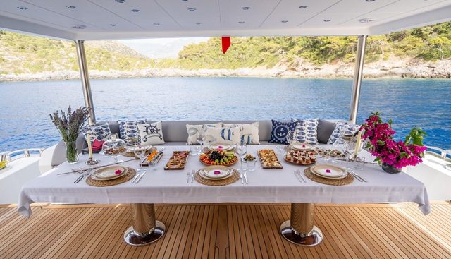 LAVIN yacht charter 5