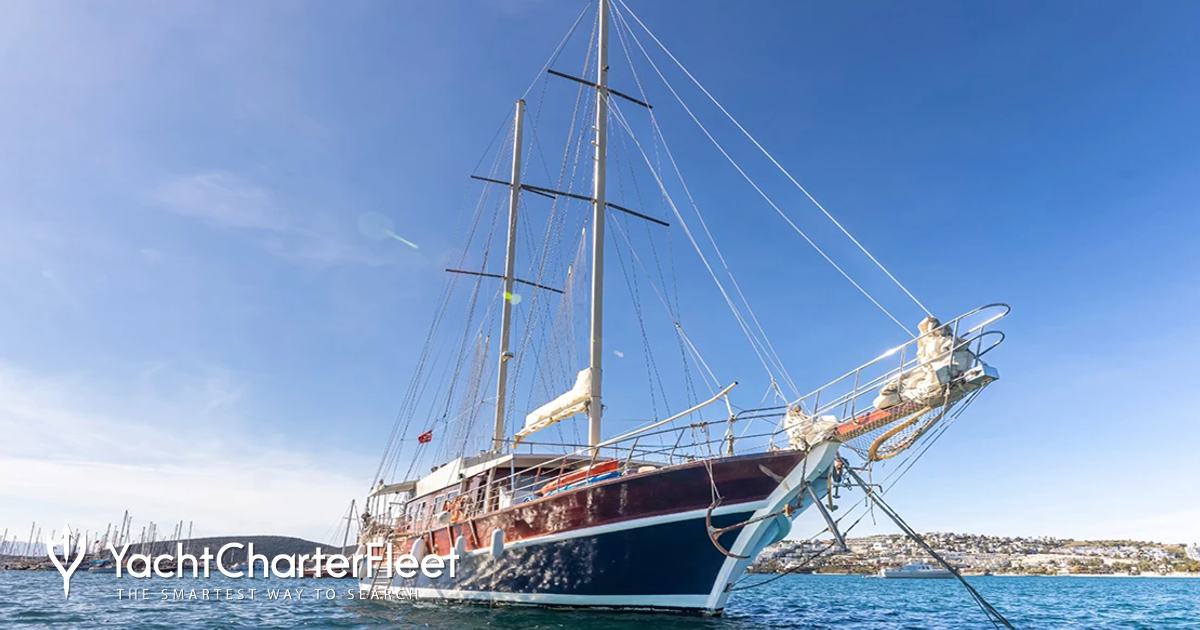 ATHEN.A yacht charter 2