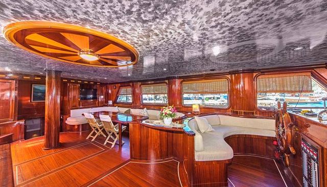 S DOGU yacht charter 2