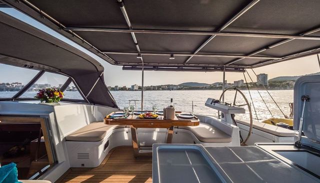 KALINDA yacht charter 5