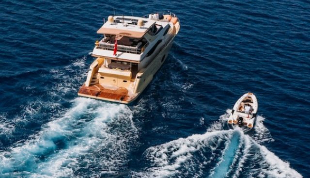 GKM-REIS yacht charter 5