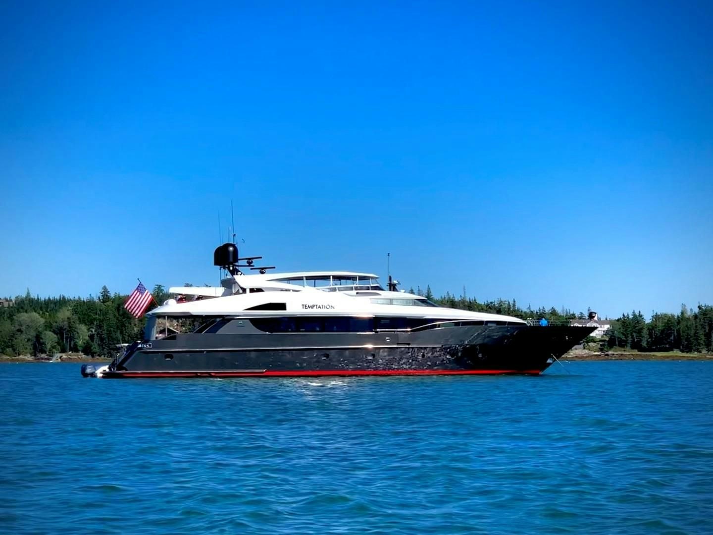 TEMPTATION yacht charter 4