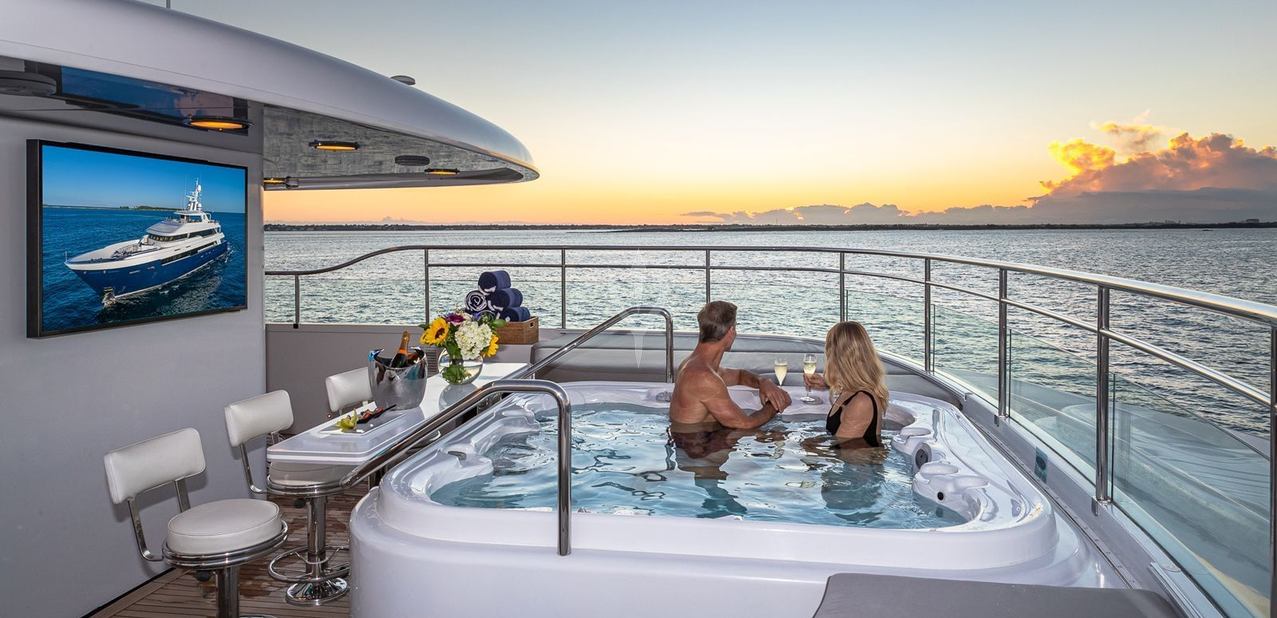 PISCES yacht charter 3