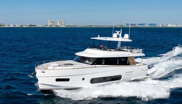 HUMILITAS II yacht charter 5