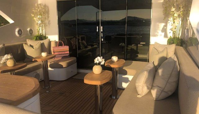 GOLDFINGER yacht charter 5