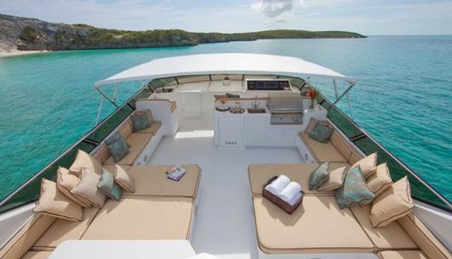 LUCKY STARS yacht charter 4