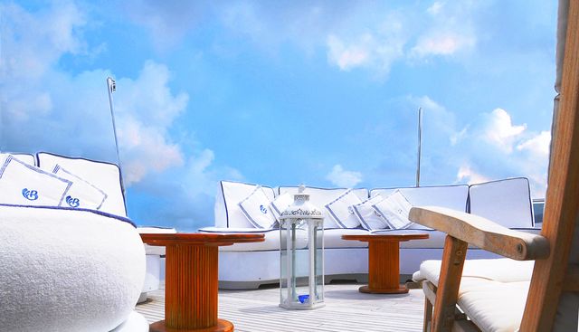 LADY MALAK yacht charter 4
