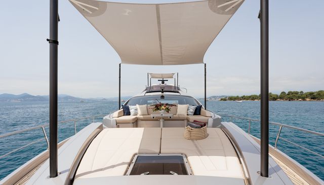CHERRY yacht charter 3
