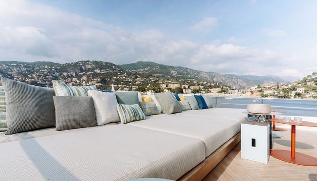 SAL yacht charter 5