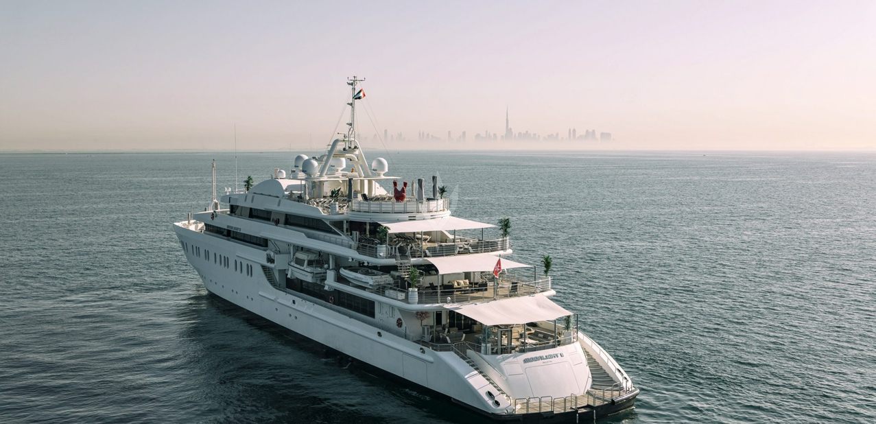 MOONLIGHT II yacht charter 5