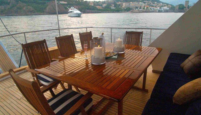 BIBO yacht charter 3