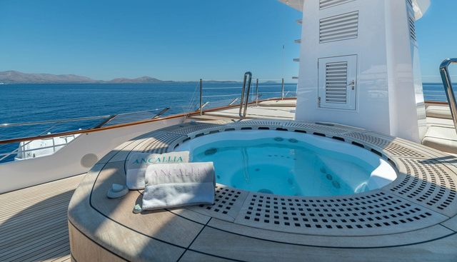 ANCALLIA yacht charter 3