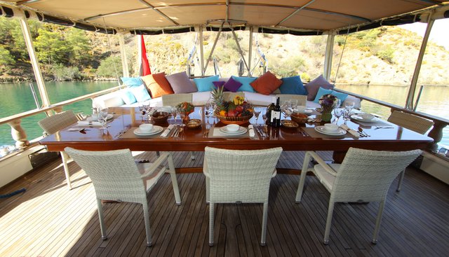 PRENSES LILA yacht charter 5