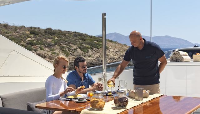 MANTRA yacht charter 4