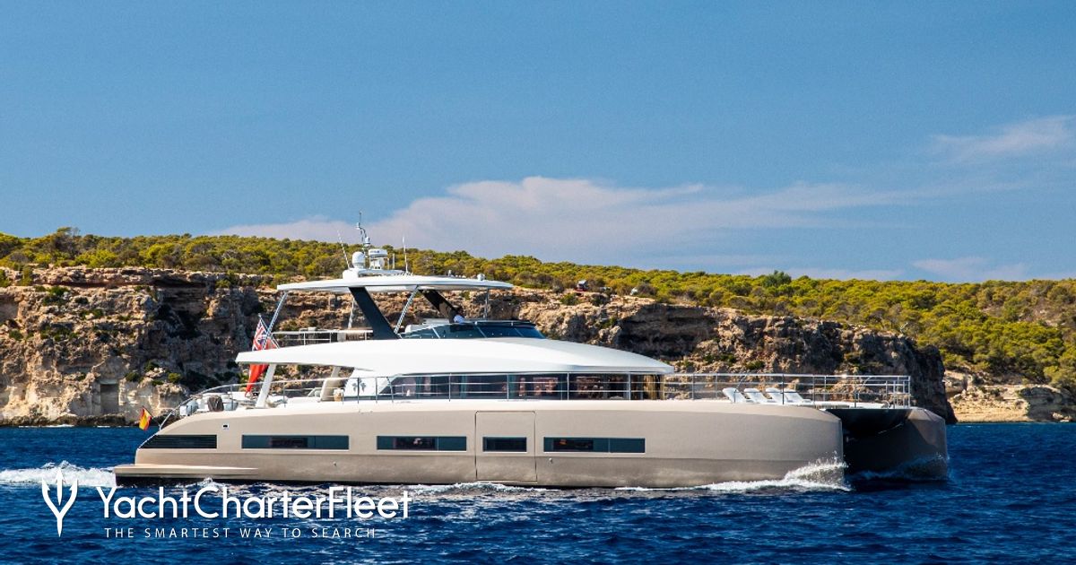 SÁSTA yacht charter 2