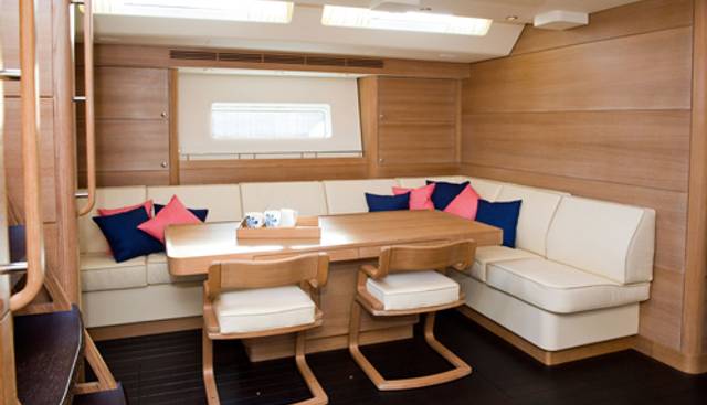 NEFERTITI yacht charter 5