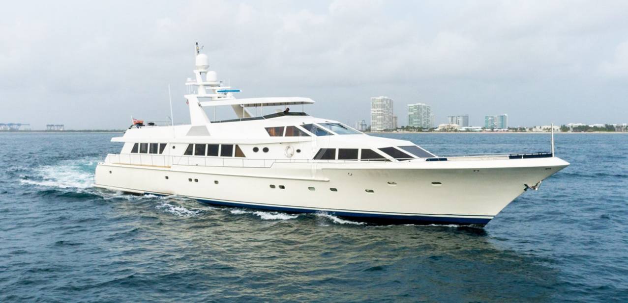 HERON YACHT CHARTER yacht charter