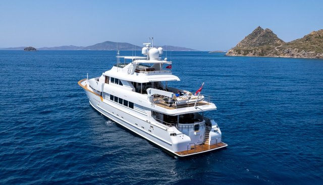 MERVE yacht charter 5