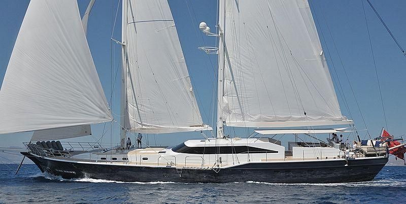 UBI BENE yacht charter 4