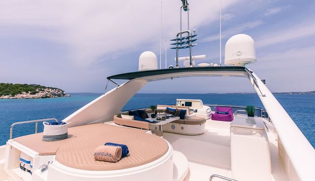 ANNOUKA yacht charter 3
