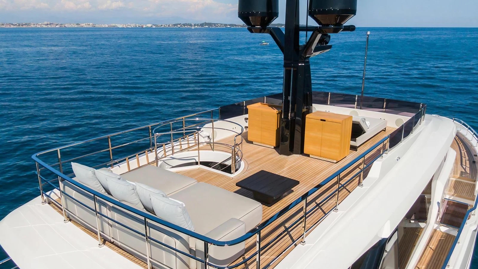 MRS L yacht charter 5