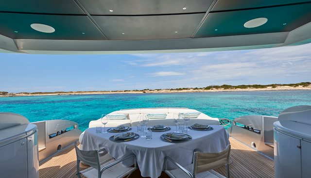 DANZAS yacht charter 5