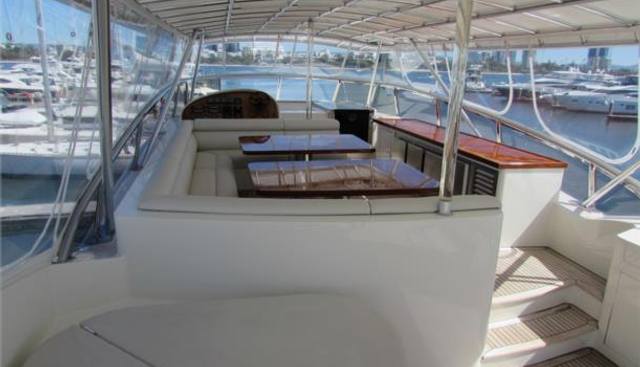 PATRIOT yacht charter 3