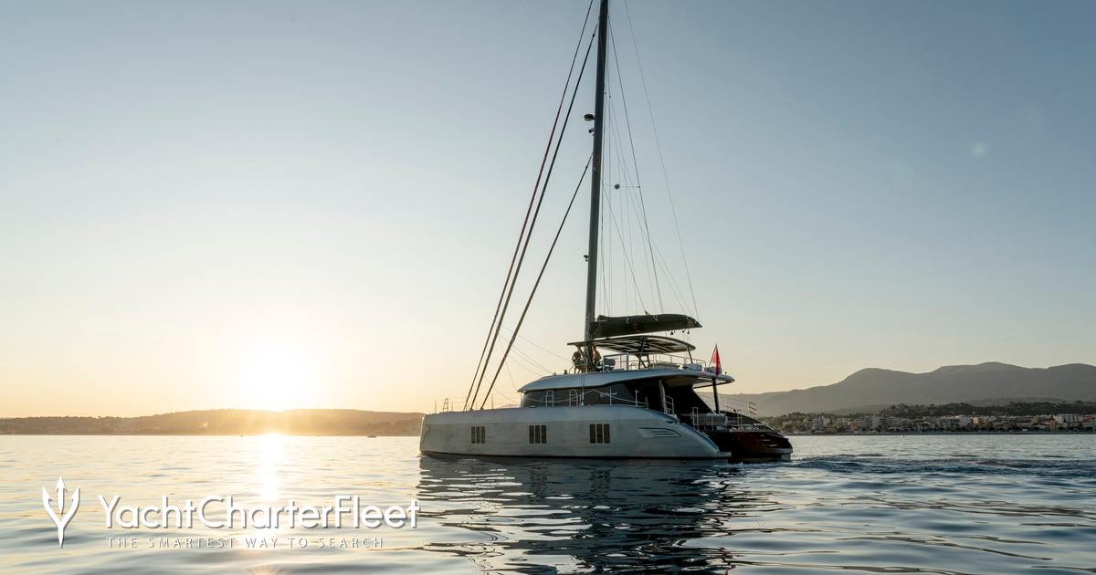 E SUPERCAT yacht charter 2