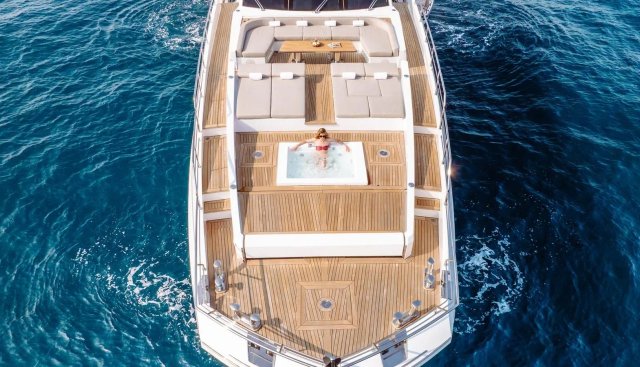 OWO yacht charter 3