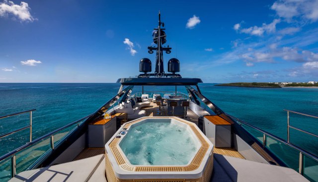 ANCORA yacht charter 3