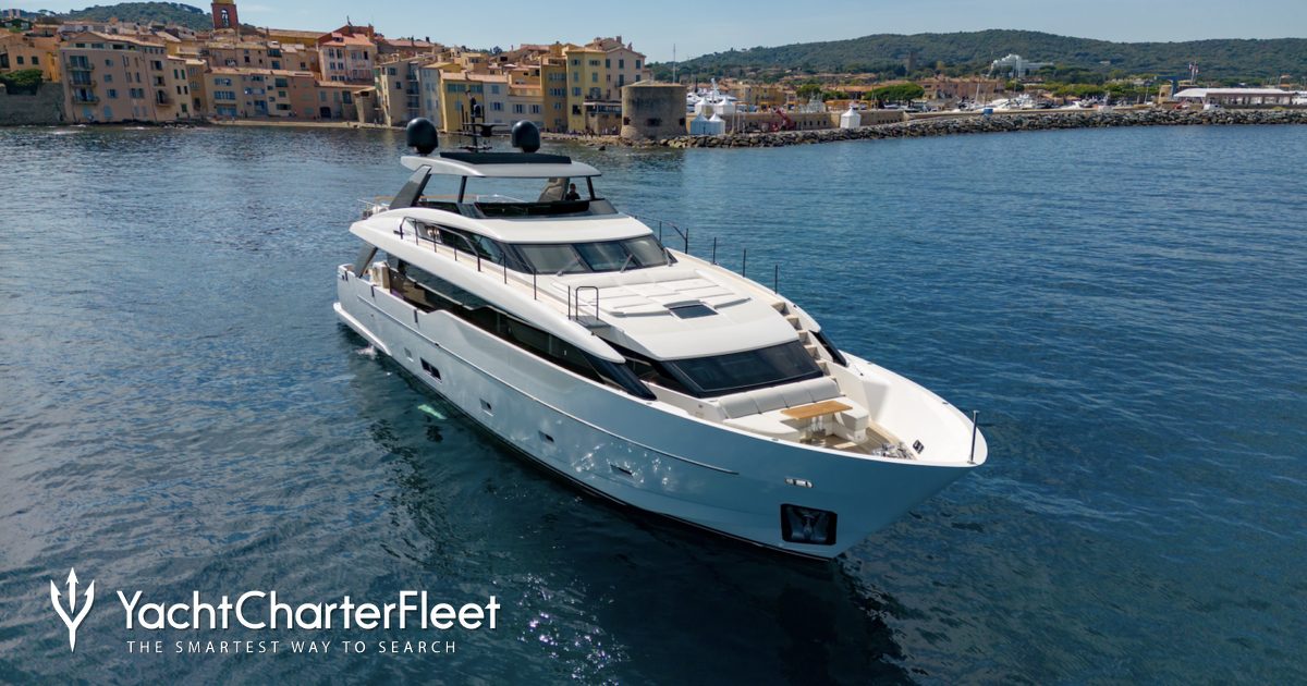 PAUSE yacht charter 2