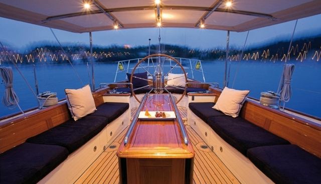 SEABISCUIT yacht charter 5