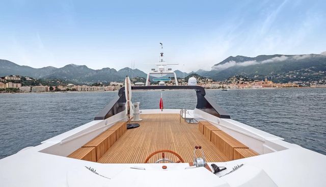 ZAFFIRO yacht charter 4