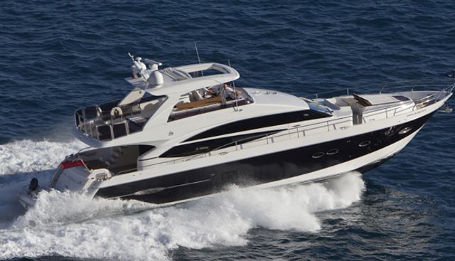 CARTE BLANCHE III yacht charter 2